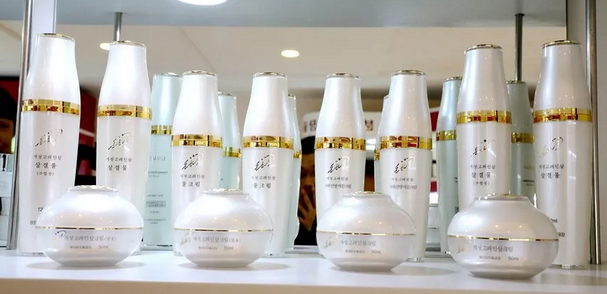 平壤化妝品加工廠生產的化妝品